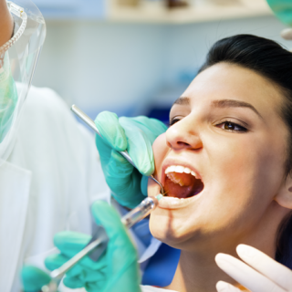 Schmerzbehandlung Angst vor Zahnarzt Narkose Studio Bianconi Zahnarztpraxis Bozen